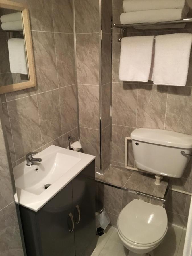 The Ynyscedwyn Arms Hotel Swansea Zewnętrze zdjęcie